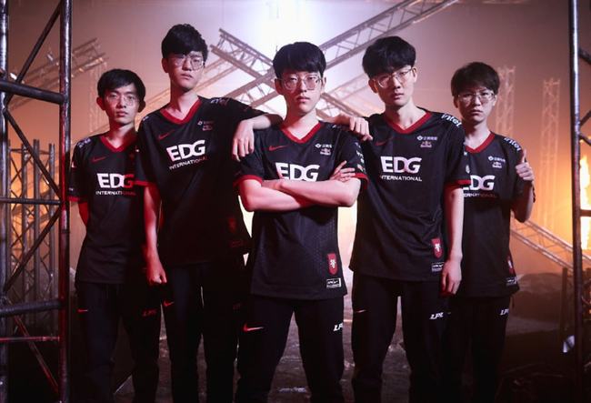 的联赛中 的联赛中