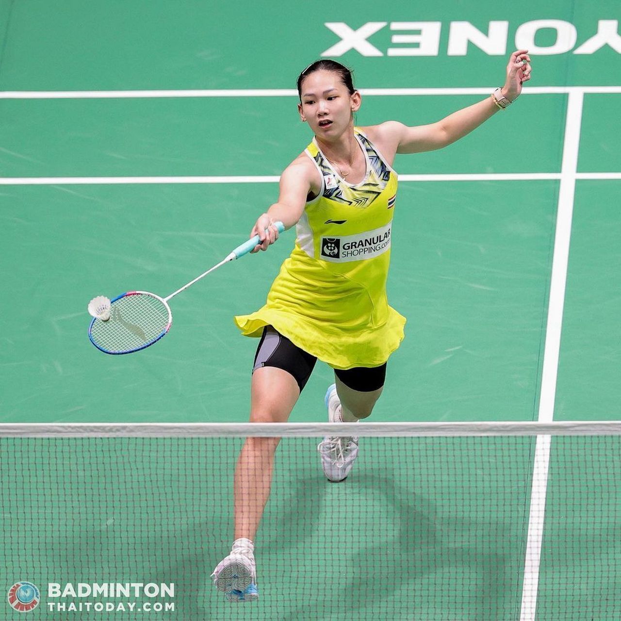 更是在网络 更是在网络