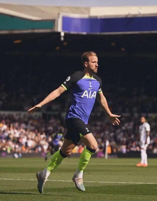 如孙颖莎般 如孙颖莎般